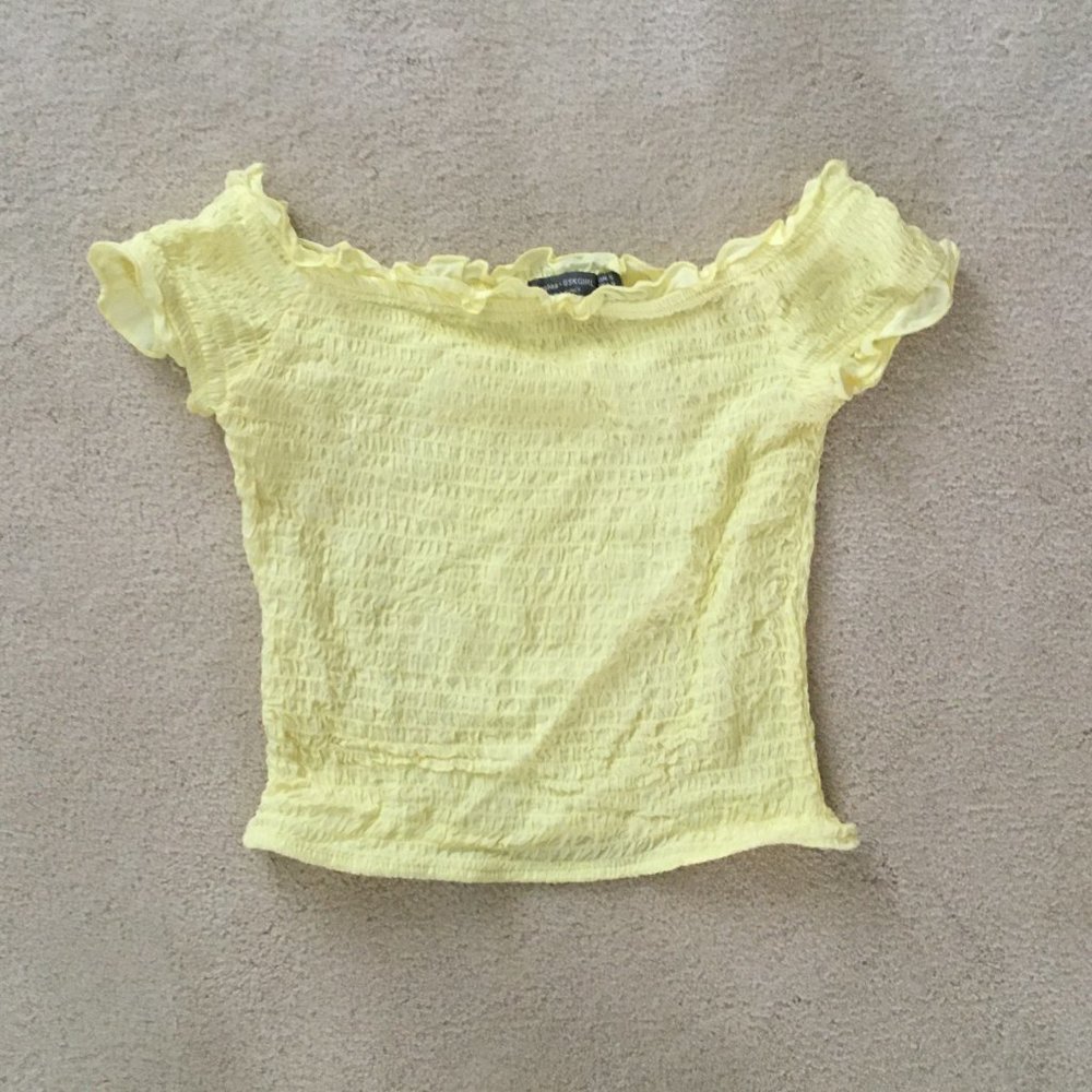 Yellow Ribbed Ruffle Crop